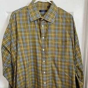 Burberry Men's Plaid Shirt - Olive Green